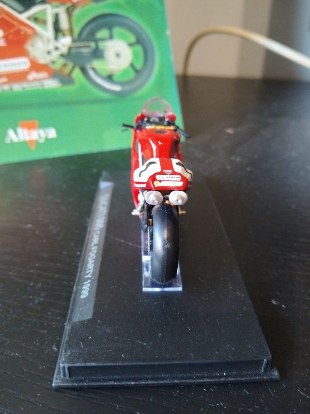 Colección Motos de Competición Altaya Ducati 996
