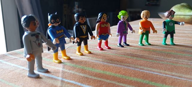 Playmobil DC Kinder Sorpresa Nuevos