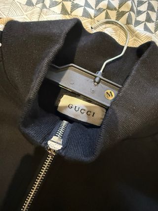 Chaqueta Gucci Negra con Rayas