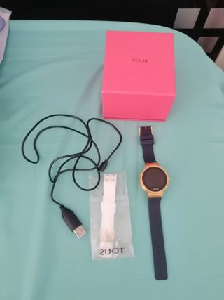 Reloj Tous Negro y Dorado