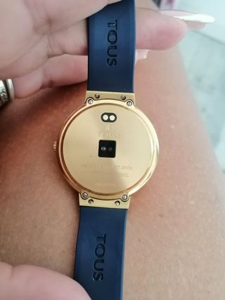 Reloj Tous Negro y Dorado