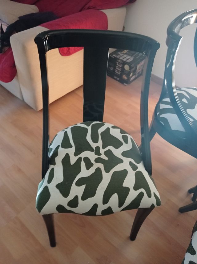 Negociables Sillas Isabelinas Negras con Asiento T