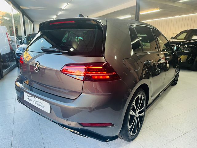 Volkswagen Golf 1.5 RLine TSI 150cv