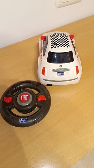 Coche Fiat 500 con Volante