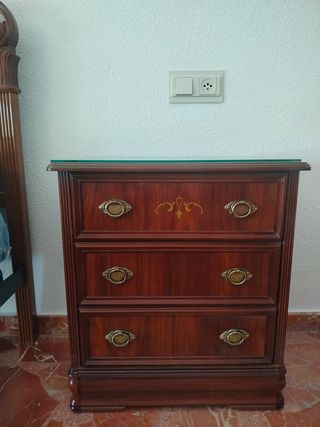 Dos mesitas de noche madera y cristal