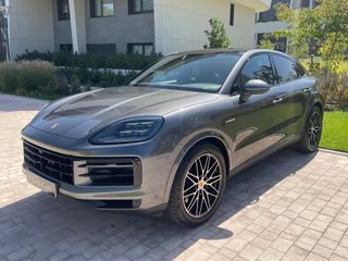 Porsche Cayenne 2023