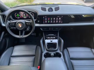 Porsche Cayenne 2023