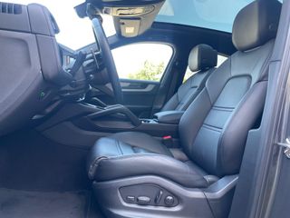 Porsche Cayenne 2023