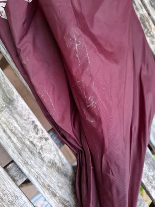 Paraguas  tipo antiguo floral beige y rojo