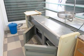 Vitrina expositora refrigerada y expositor fruta