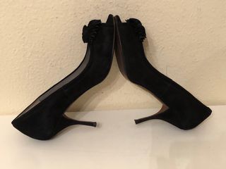 UTERQÜE - Zapatos tacón peeptoe ante negro 41