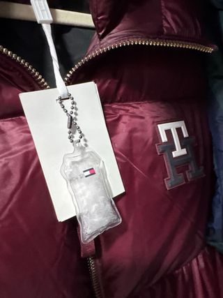Chaqueta Tommy Hilfiger Plumas Larga Roja