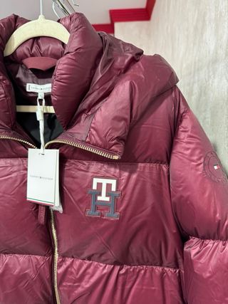 Chaqueta Tommy Hilfiger Plumas Larga Roja