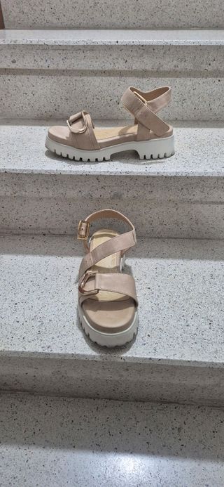 Sandalias Beige Plataforma
