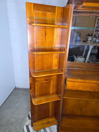 Mueble bar de madera de cerezo