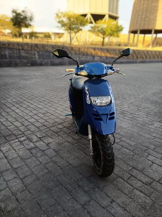 Piaggio Typhoon Azul