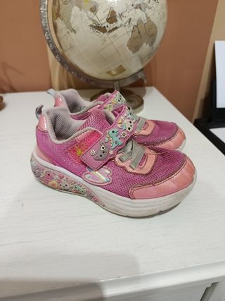 Scarpe Skechers bambina n. 26