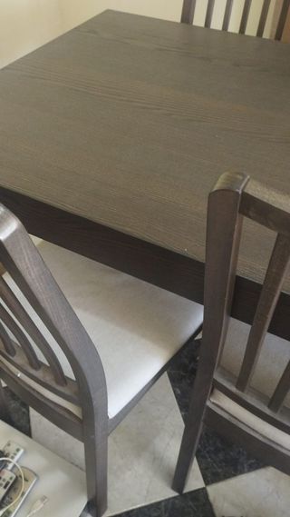 Mesa de comedor extensible de madera