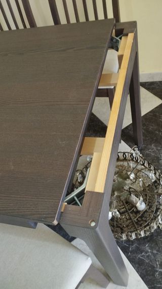 Mesa de comedor extensible de madera