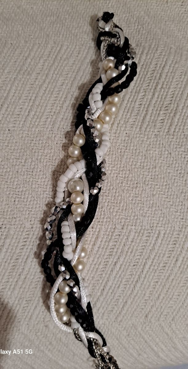 Conjunto de bisutería multicapa