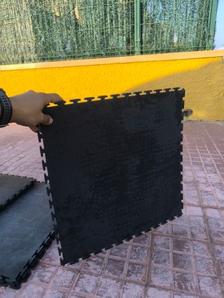 Baldosas de caucho gris encastrables