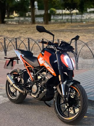 KTM Duke 125 Naranja