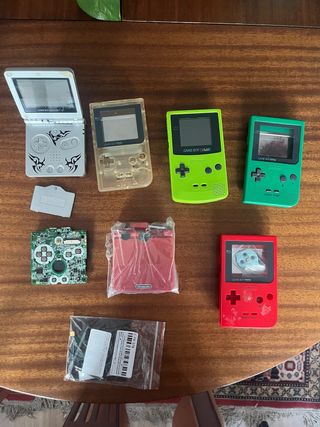 Lote Piezas Game Boy Nintendo (aun más piezas)