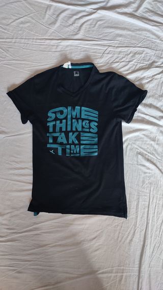 Camiseta negra para niño