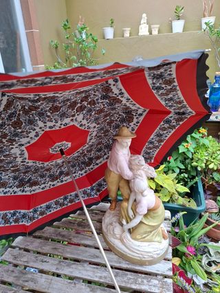 Paraguas antiguo multicolor