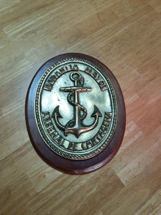 Metopa militar ancla Arsenal de Cartagena