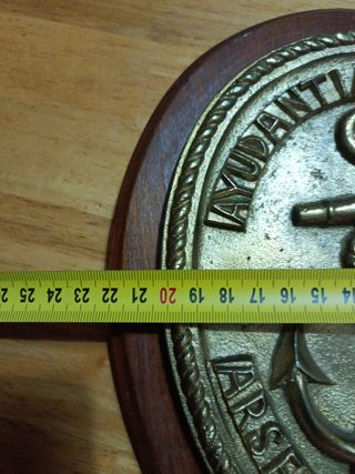 Metopa militar ancla Arsenal de Cartagena