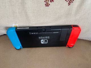 Nintendo Switch Azul y Rojo