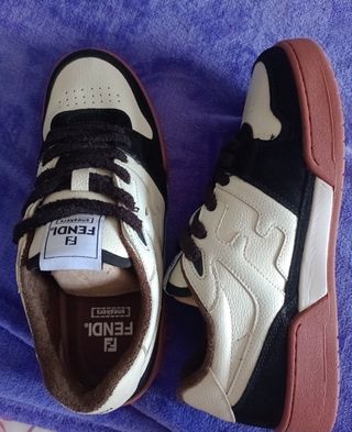 Zapatilla deportiva Fendi Match
Negociable 