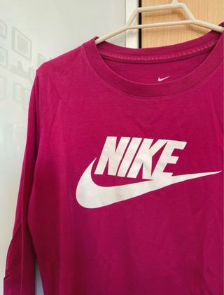 Camiseta Nike Manga Larga Rosa