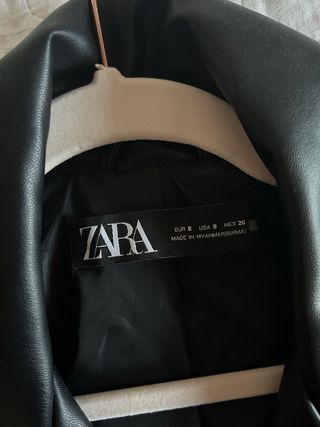 Chaqueta de cuero Zara