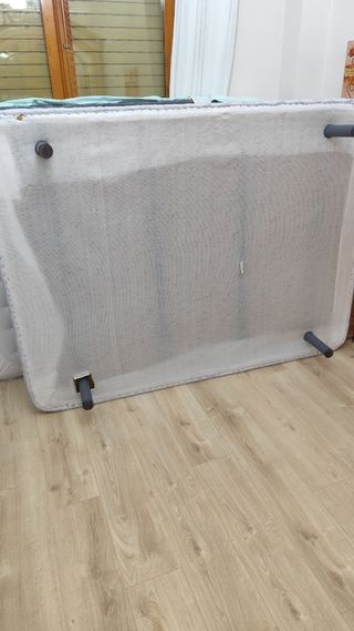 Base tapizada 135x180 cm