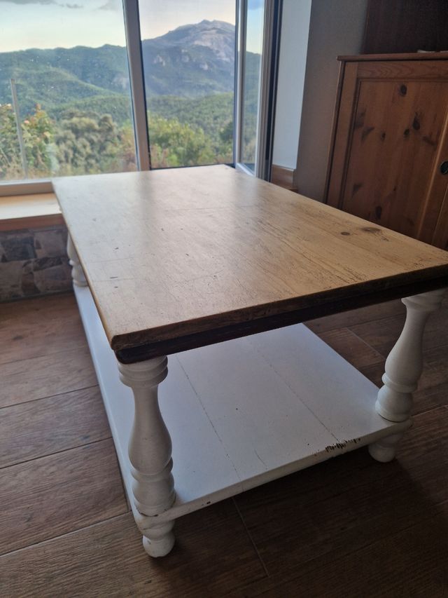 Mesa de centro de madera