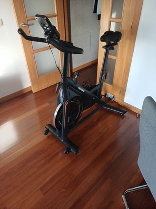 Bicicleta Estática Negra