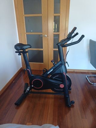 Bicicleta Estática Negra