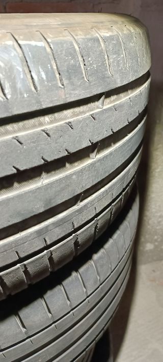 4 Neumáticos Michelin Pilot Sport EV