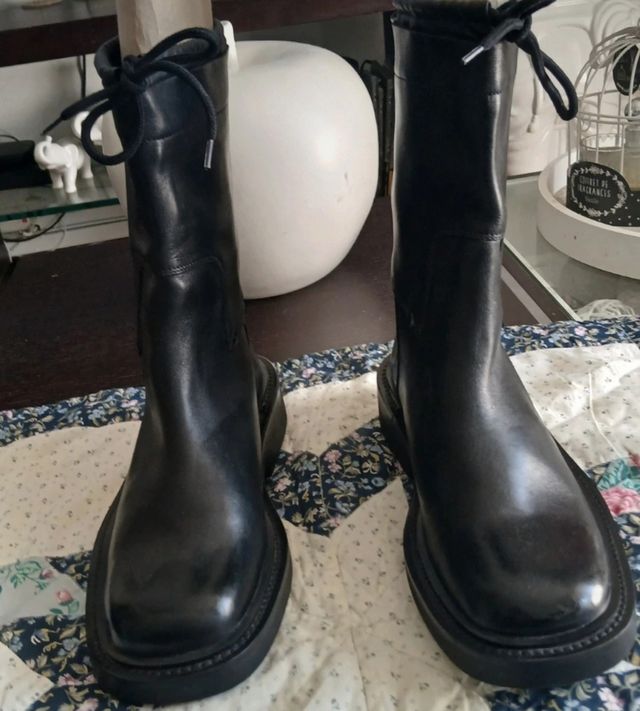 Botas de media pantorrilla negras