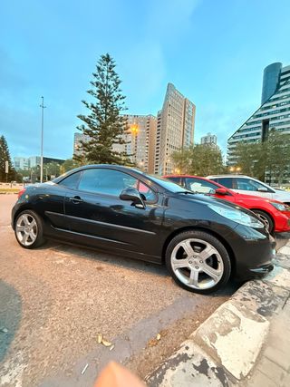Peugeot 207cc descapotable 2007, motor 1.6 120 CV