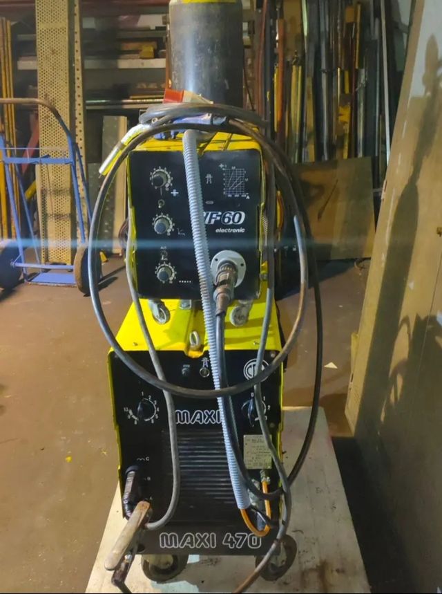 Máquina Soldar Hilo 470 A