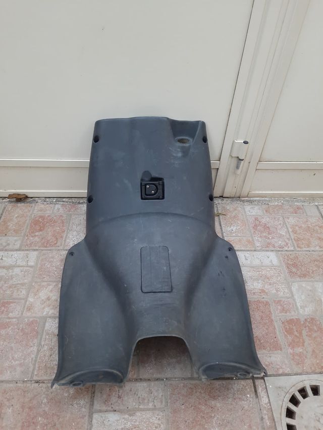 Carena Retroscudo Anteriore Aprilia SR 50