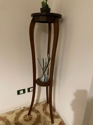 Portavasi in legno e vetro