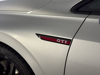 GOLF GTI CLUBSPORT BLACKSTYLE TECHO/IQLIGHT/HARMAN