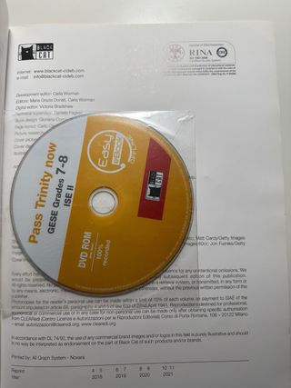 Libro Trinity GESE Grades 7-8 ISE II