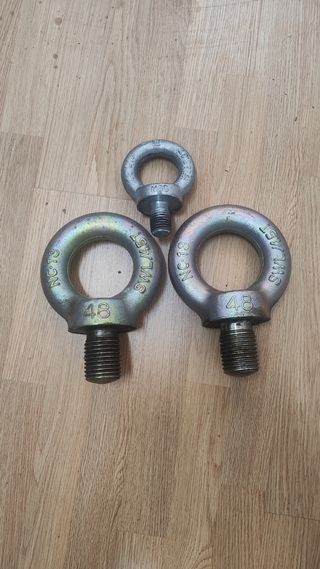 Cáncamos de elevación M20 y M13