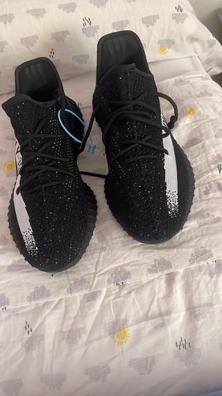 Adidas Yeezy 350 V2 Zebra