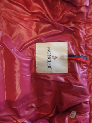 Moncler rosa acolchado